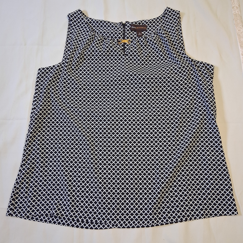 Dana Buchman‎ Women's XL Sleeveless Black White Geo Top Split Neck Workwear D26